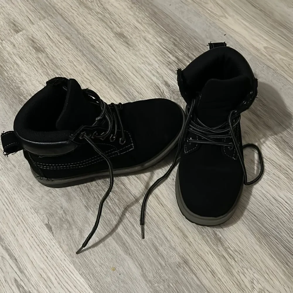 Eddie Bauer black boot size 1M preloved ❤️ - Picture 2 of 12